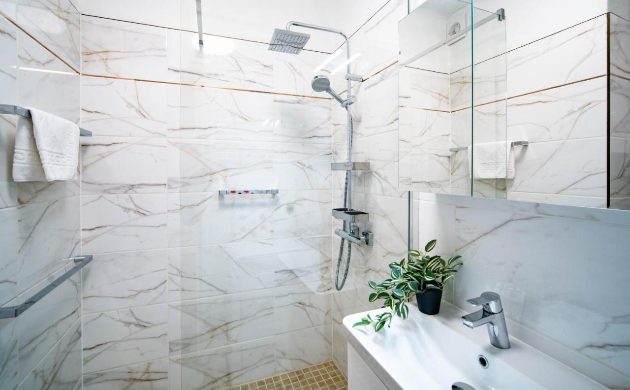 Free Parking Riverwalk Home - 4 Ppl,Wi-Fi,Ac, Tv بودابست المظهر الخارجي الصورة